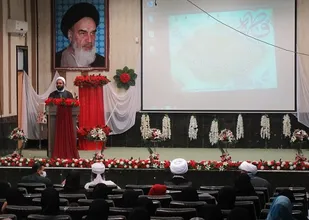 جشن بزرگ میلادحضرت فاطمه زهرا(س) و دهه مبارک فجر در بندرسیریک