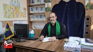 فرمانده حوزه مقاومت شهید ورزنده از تدوین کتاب زندگینامه شهیدان ورزنده خبر داد
