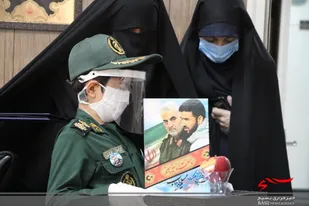دیدار فرزند شهید مسلم خیزاب با مدافعان سلامت و کادر درمان بیمارستان شهید صدوقی اصفهان