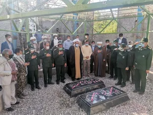 ادای احترام فرمانده سپاه ثارالله به شهدای گمنام شهرستان ریگان