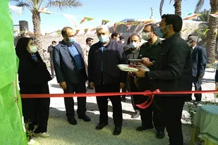 افتتاح گلخانه یاس سفید با همکاری صندوق قرض الحسنه امام حسین (ع) بسیج