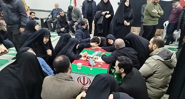 مراسم تشییع پیکر مطهر شهدای مدافعان ایران