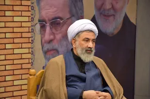نهم دی مردم آتش فتنه را خاموش کردند