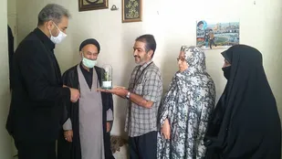 دیدار کارکنان اداره فرهنگ و ارشاد اسلامی با هنرمند و جانباز دفاع مقدس  شهرری