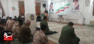 دیدار جمعی از بسیجیان و پاسداران با امام جمعه شهرستان سلطانیه
