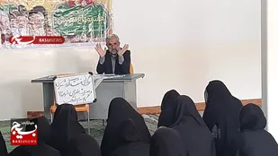 نقش زنان در دفاع مقدس کمتر از مردان نبود