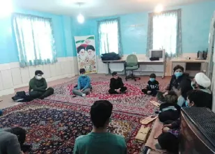 حلقه صالحین پایگاه بسیج کربلا برگزار شد