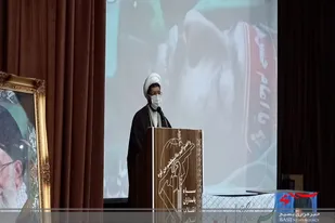شهدا والاترین خدمت را برای کشور رقم زدند