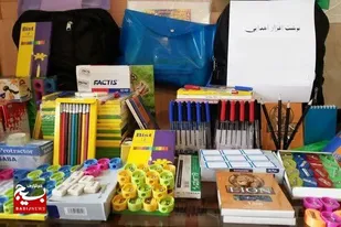 ۵۰ بسته تحصیلی با دستان پرمهر هیئت رقیه جان(س) نصرآباد به دانش&zwnj;آموزان اهدا شد