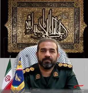 سپاه و بسیج خود را قلبا خادمان ملت می دانند