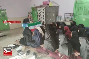 برگزاری کلاس &laquo;جهاد تبیین&raquo; با محوریت عفاف، حجاب و سواد رسانه&zwnj;ای در مدرسه فردوس برین سراوان