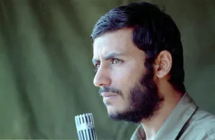 حسرت از عملیاتی که انجام نشد/گوگوش بهتر است یا خمینی؟!