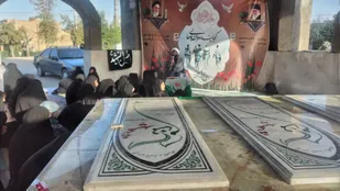 یادواره شهدا به نام ویاد شهیدان محمود ومنصور سلیمانی دریادمان شهدای گمنام غواص شهر امیرآباد نجف آبادبرگزار شد