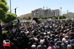تشییع پیکر سردار رشید اسلام عبدالرسول قضاوی در اصفهان