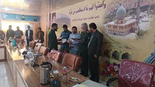 توجه به دانش آموز محوری و نقش دادن به دانش آموزان در تصمیم گیری ها / فرماندهان و بسیجیان تجلیل شدند