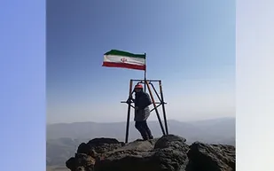 صعود موفقیت آمیز بانوی کوهنورد دانشگاه علوم پزشکی شاهرود به قله دماوند