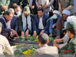 نمی گذاریم دشمنان به انقلاب اسلامی ضربه بزنند