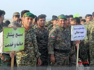 صبحگاه رزمایش گردان&zwnj;های بیت المقدس سپاه دلوار برگزار شد