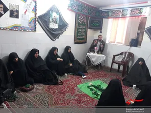 نشست بصیرتی سیاسی به همت بسیجیان حوزه 16 خواهران ناحیه امام صادق (ع) برگزار شد