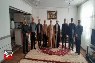 دیدار جمعی از مسئولین بهار و صالح&zwnj;آباد خانواده شهدا