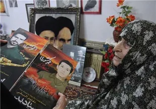 سازمان نشر آثار زنان در دفاع مقدس درگذشت مادر شهیدان کشوری را تسلیت گفت