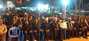 بندرلنگه؛ اوج همبستگی در اجتماع شهدای گمنام با پویش &laquo;مشت&zwnj;های گره&zwnj;کرده&raquo;