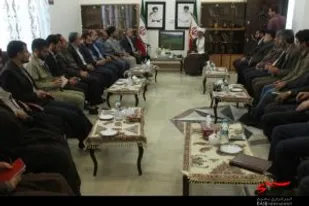 امام و شهدا یکپارچه نور بودند