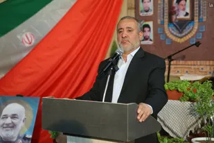 بهترین راه مبارزه با تهدیدات دشمن، برجسته کردن فرهنگ عاشورا و ولایت مداری است