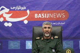 توزیع ۲۰ هزار بسته یلدایی در بین نیازمندان زنجانی
