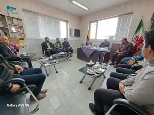 دانش&zwnj;آموزان مهریزی به دیدار سبزپوشان سپاه رفتند