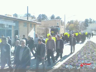 راهپیمایی مردم ولایت&zwnj;مدار دهاقان در پی محکومیت اغتشاشات اخیر