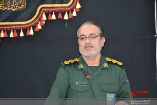 راه شهیدان راه امام حسین علیه السلام هست که این راه هیچ وقت خاموش و از بین نمیرود