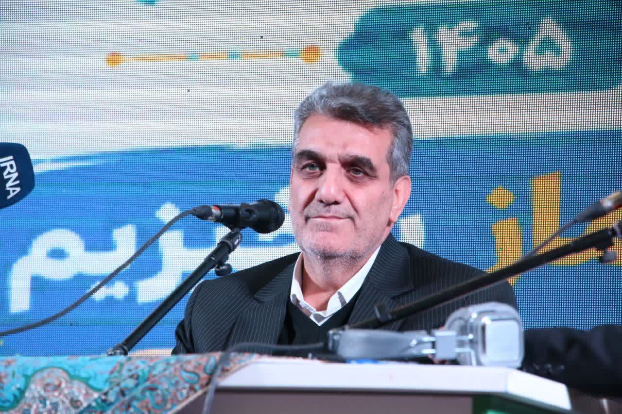اقامه نماز با حفظ حرمت آن؛ تأکید استاندار سمنان بر الگوی مدرسه‌ای