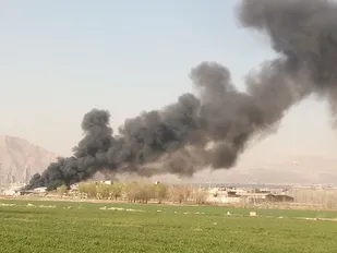 آتش سوزی انبارضایعات در روستای زمان آباد شهرری