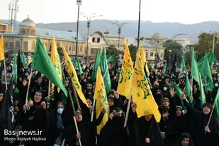 اجتماع بزرگ &laquo;ما همه خادم الرضا (ع) هستیم&raquo; در همدان برگزار شد
