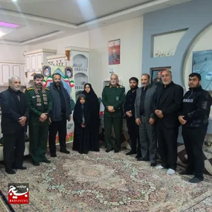 جانبازان پرچمداران دفاع از انقلاب هستند