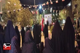 ارادت مردم دمق به رهبر انقلاب در بستر عاشورا