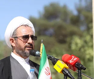 حل مشکلات کشور با انتخاب فردی اصلح/ انقلاب اسلامی فراتر از مرزها دشمن را به چالش می کشد
