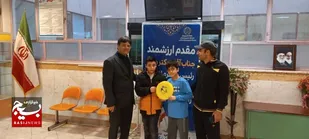 جشنواره ورزشی فیریزبی در مدرسه شهید نیک نژاد ناحیه ۴کرج برگزار شد