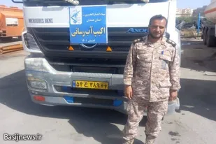 آبرسانی به نقاط مختلف شهر همدان توسط بسیجیان