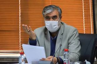 هیچ مقامی حق پلمب واحدهای تولیدی را ندارد