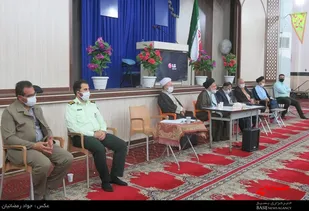 نشست ستاد نماز جمعه دامغان با حضور نماینده مجلس و فرمانده سپاه این شهرستان