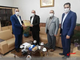 ديدار مسئول بسیج کارمندان استان سمنان با دادستان عمومی و انقلاب