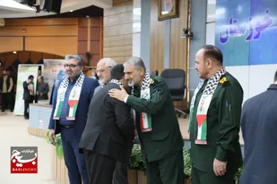 برپایی اجلاس مجمع بسیجیان خوزستان و تجلیل از بسیجیان نمونه