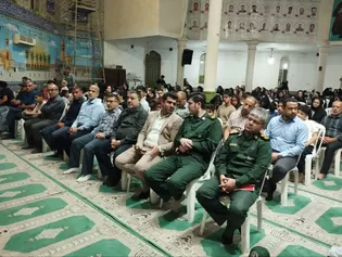 توزیع ۲۰۰ بسته لوازم‌التحریر میان دانش‌آموزان کم‌برخوردار شرق اهواز