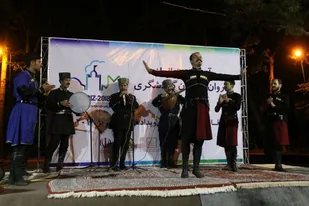 حضور کاروان سفیران گردشگری تبریز در شاهرود