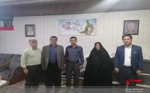 سرکشی از خانواده شهید مدافع حرم مهرداد قاجاریدر فارس