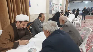 برپایی میز خدمت بسیج حقوقدانان زنجان به مناسبت دهه فجر+تصاویر