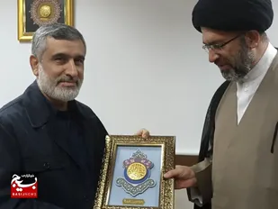 نشان فاطمی به سردار حاجی&zwnj;زاده اهدا شد