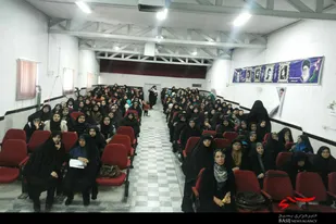 گردهمایی مدافعان حرم در نهاوند برگزار شد